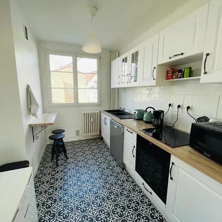 Le Nid Des Ducs - Gare Et Cite Gastronomique