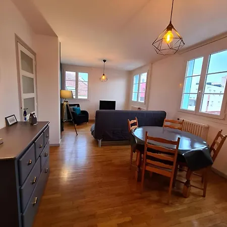 Le Nid Des Ducs - Gare Et Cite Gastronomique